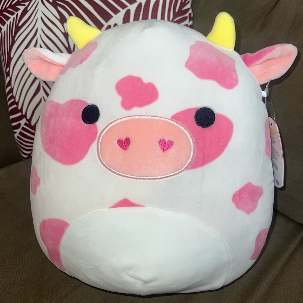 BNWT OG 11” Evangelica Cow Squishmallow